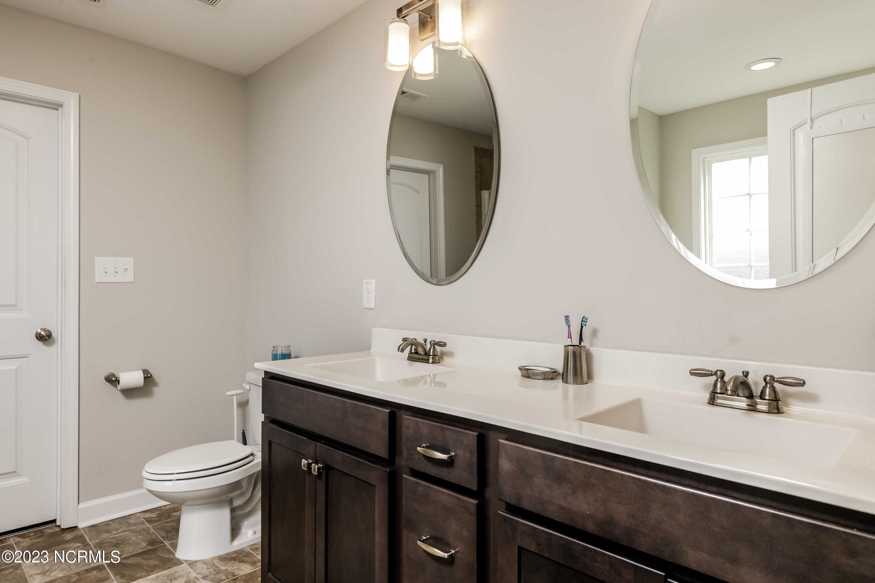 267 Legends Drive Property Photo 11