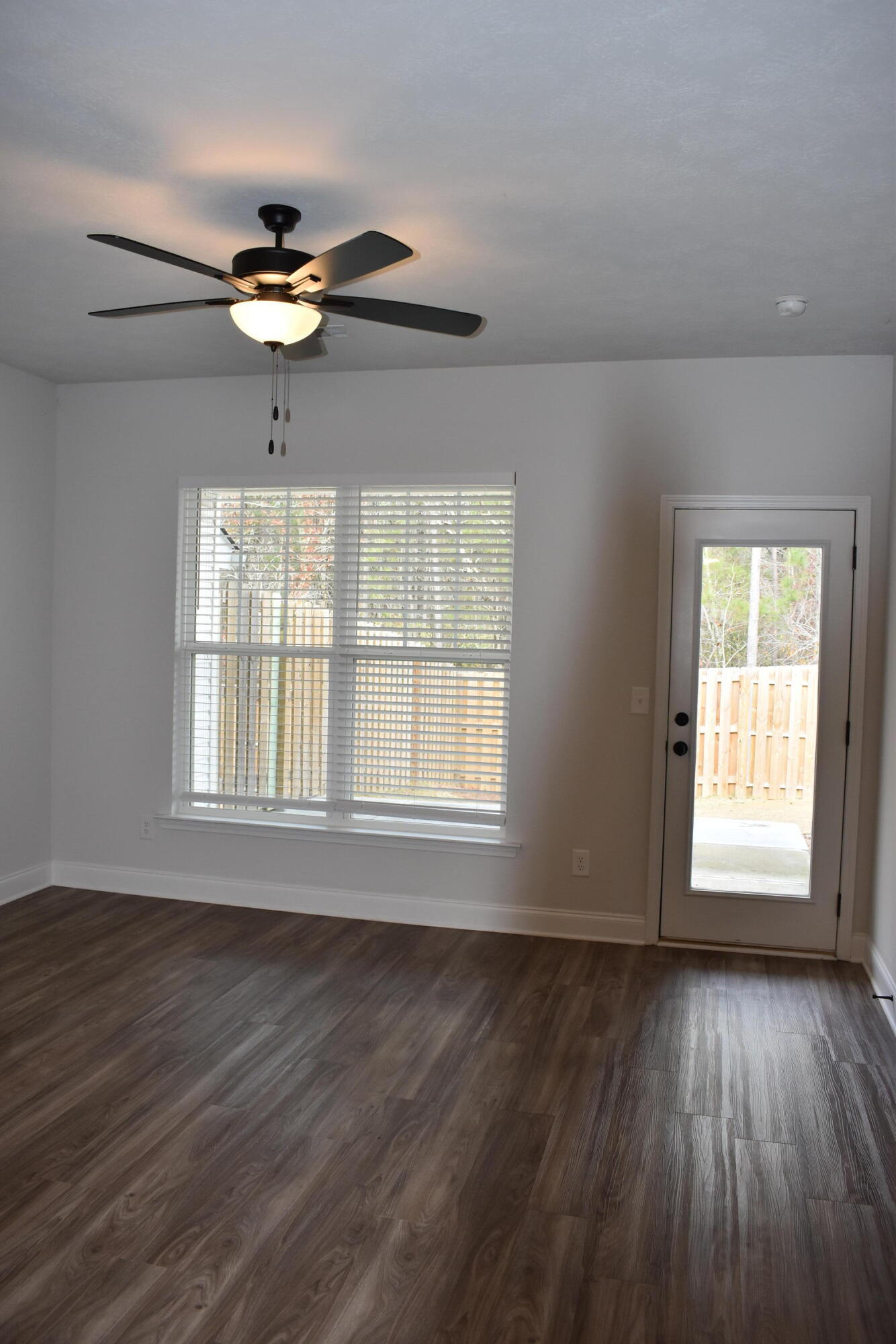 4125 Beautiful Pond Park Property Photo 6