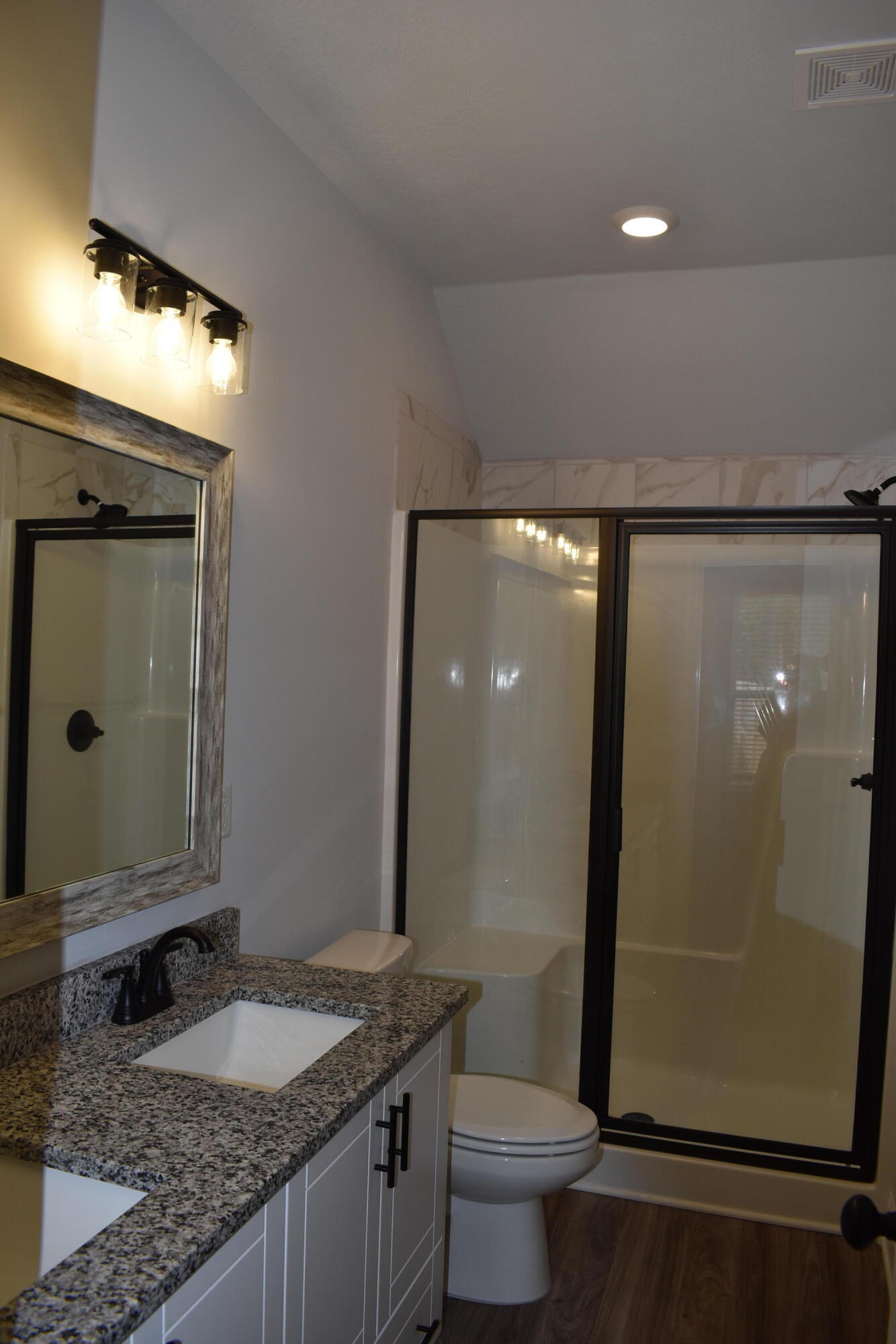 4125 Beautiful Pond Park Property Photo 8