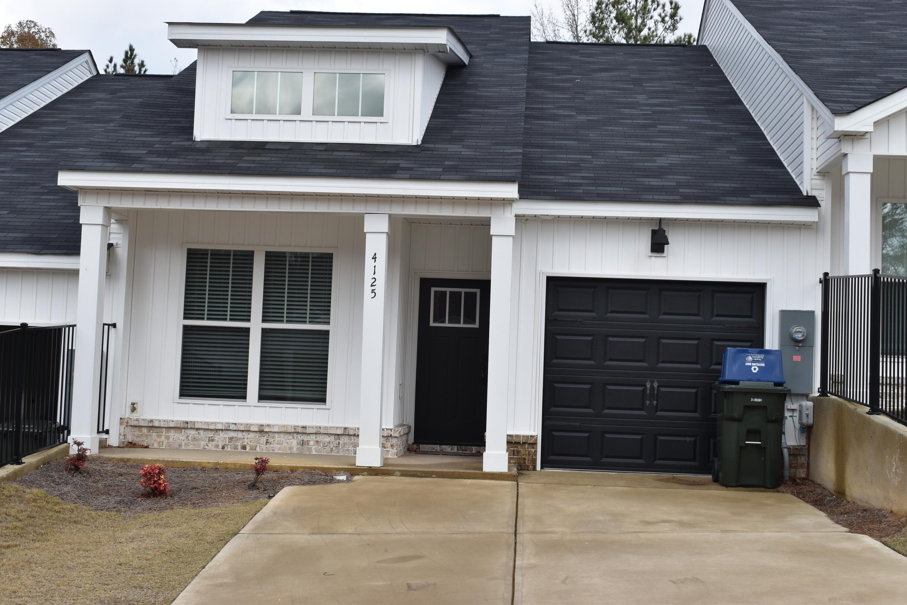 4125 Beautiful Pond Park Property Photo 20