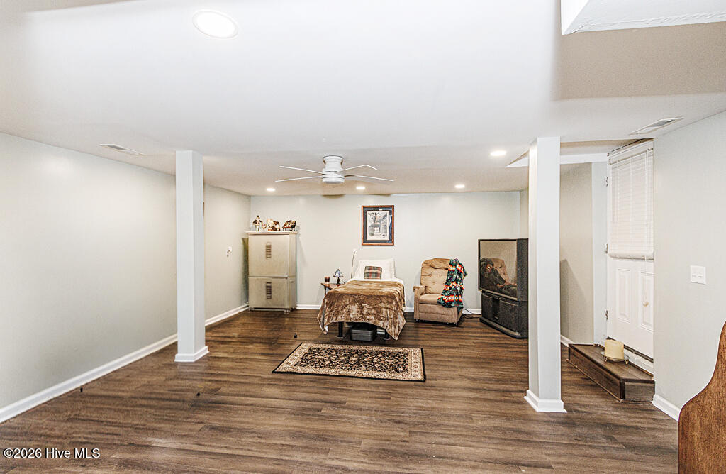 3001 Askew Road Property Photo 12