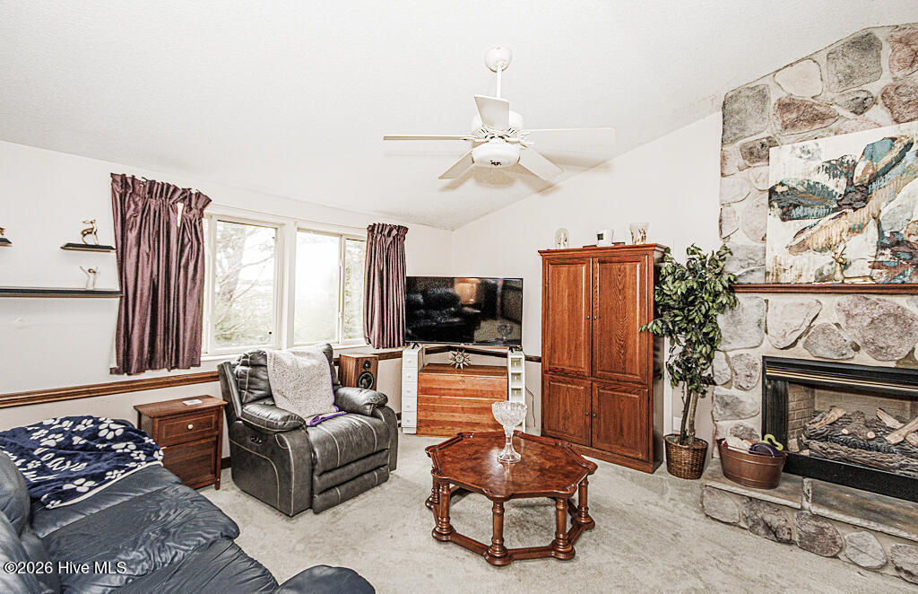 3001 Askew Road Property Photo 17