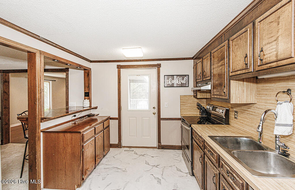 3001 Askew Road Property Photo 24