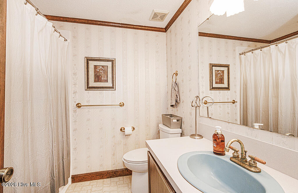 3001 Askew Road Property Photo 27