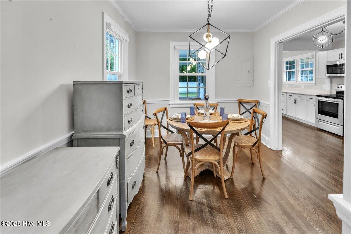812 Fort Totten Drive Property Photo 18