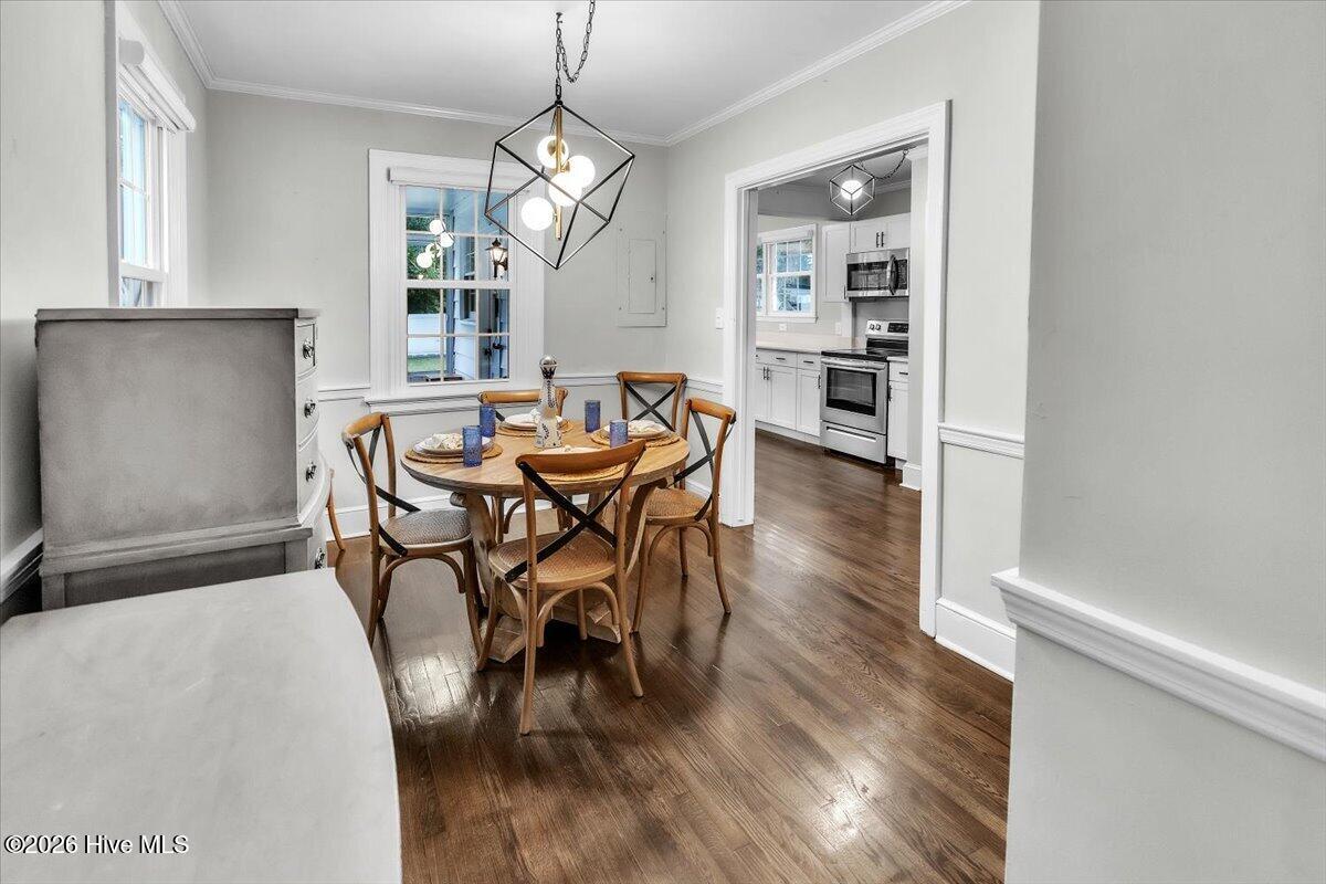 812 Fort Totten Drive Property Photo 19
