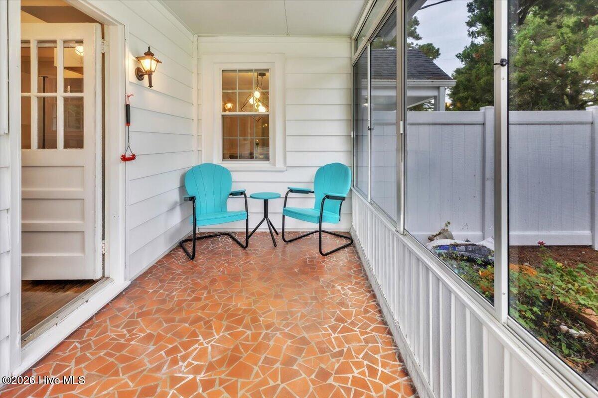 812 Fort Totten Drive Property Photo 32