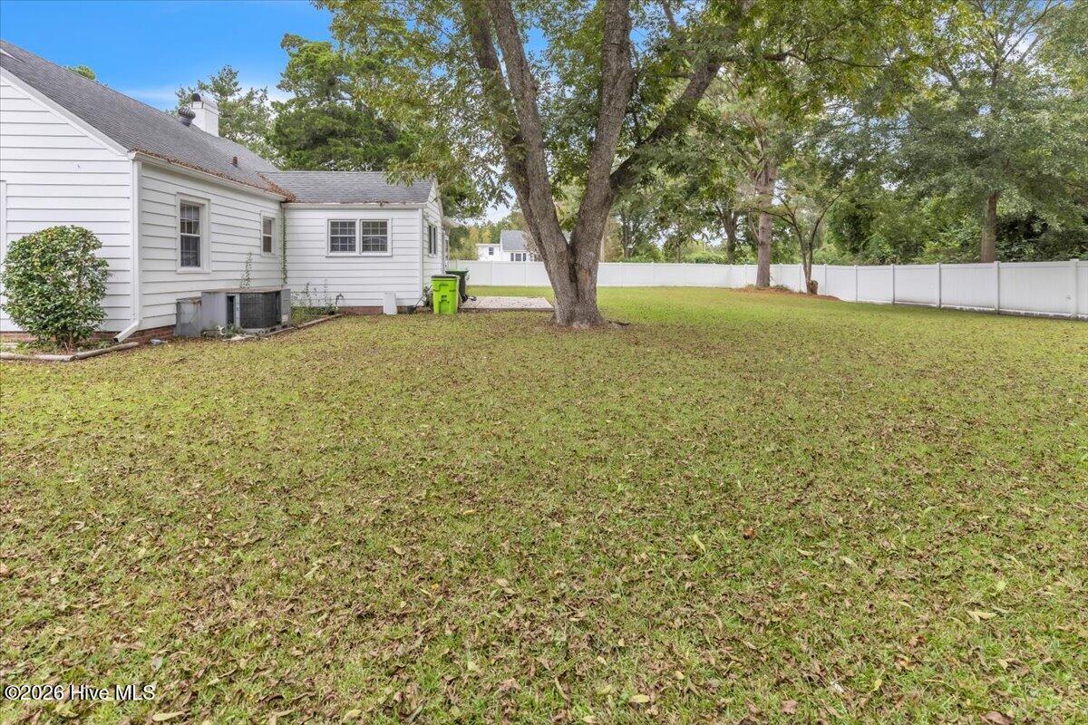 812 Fort Totten Drive Property Photo 35