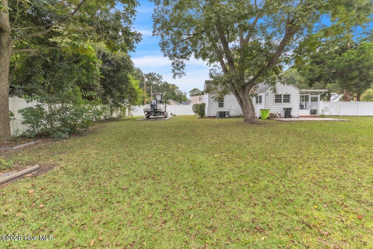 812 Fort Totten Drive Property Photo 43