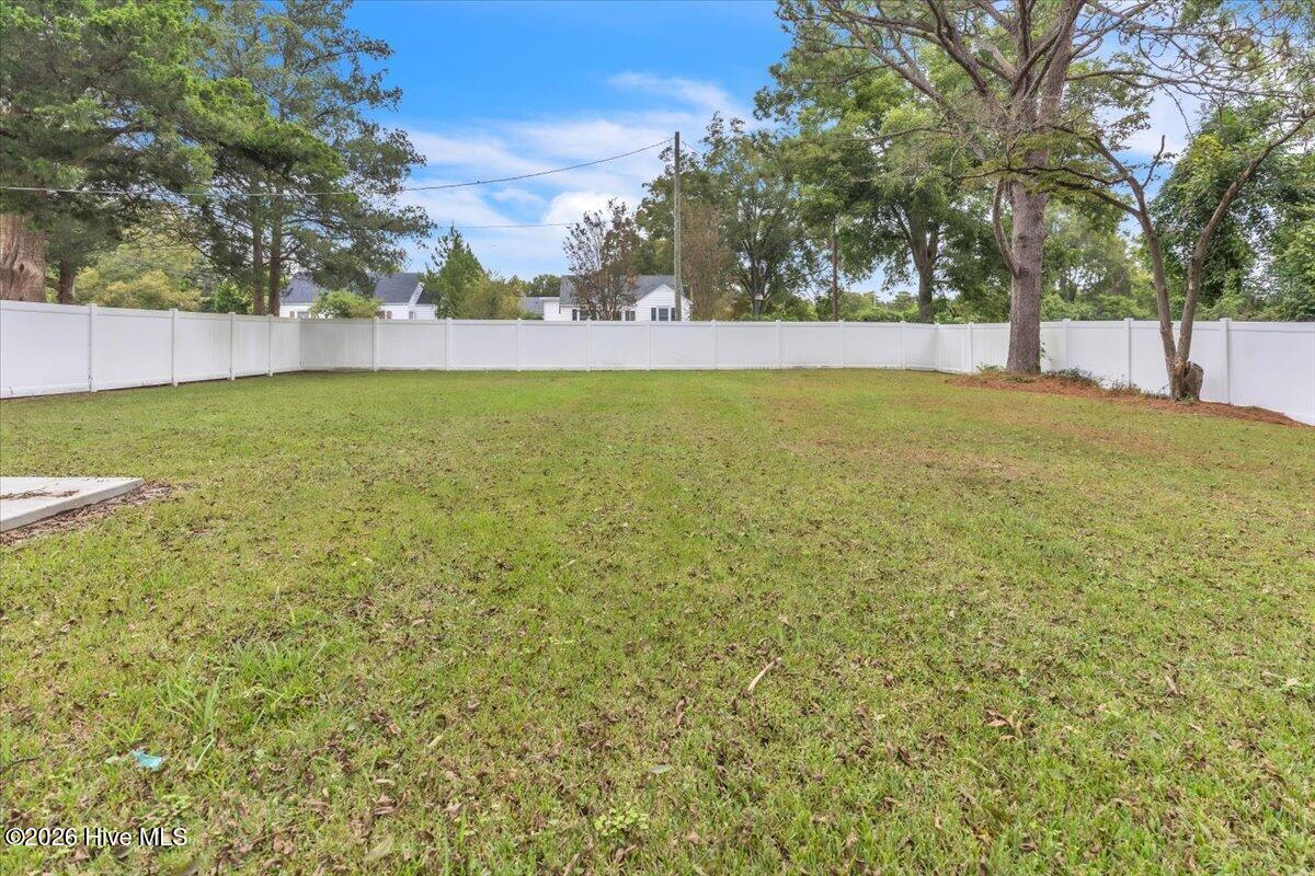 812 Fort Totten Drive Property Photo 44