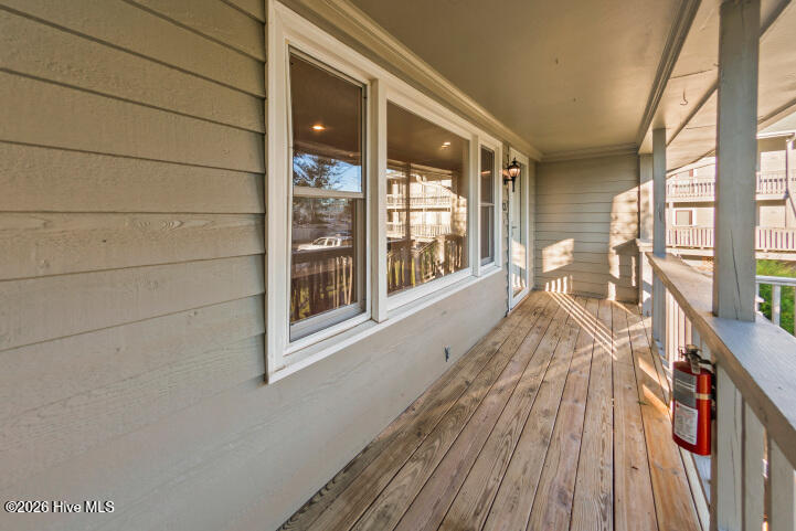 303 Midyette Street C13 Property Photo 9