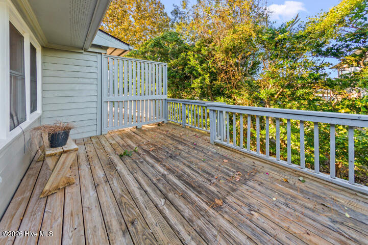 303 Midyette Street C13 Property Photo 23