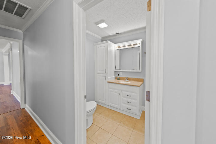 303 Midyette Street C13 Property Photo 33