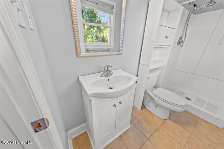 303 Midyette Street C13 Property Photo 43
