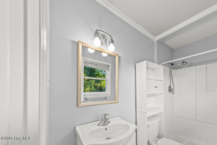 303 Midyette Street C13 Property Photo 44