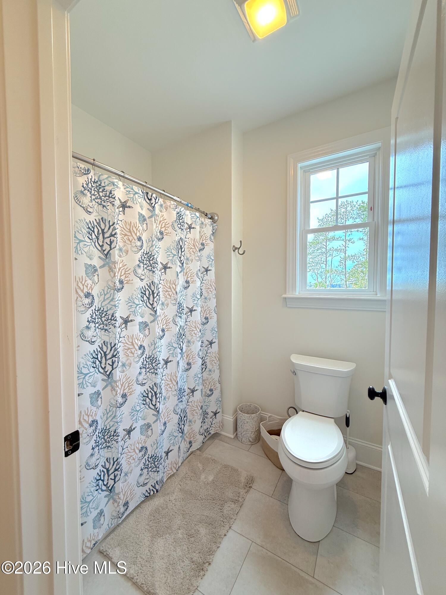 122 Windy Point Property Photo 11