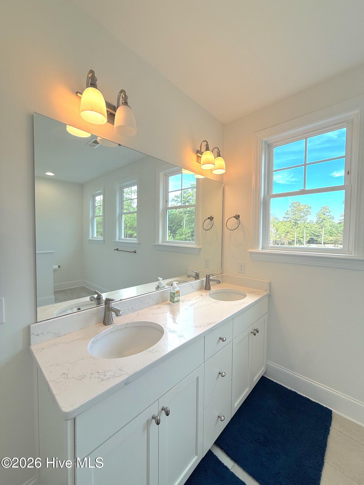 122 Windy Point Property Photo 32