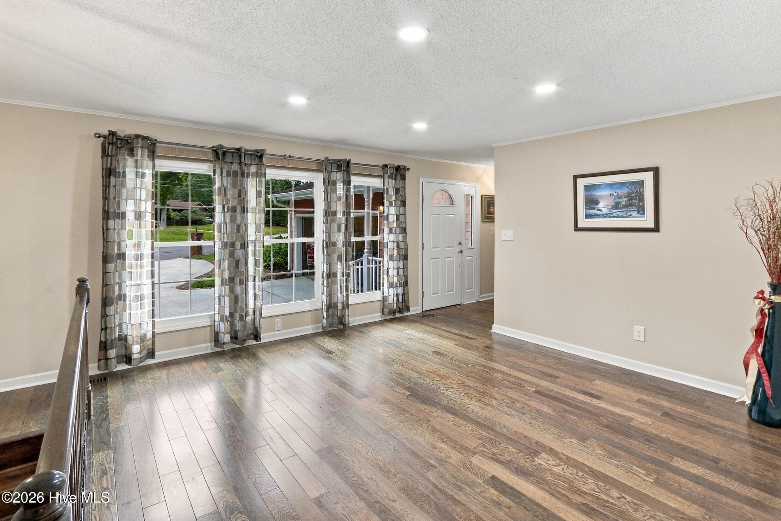5 Laran Road Property Photo 11