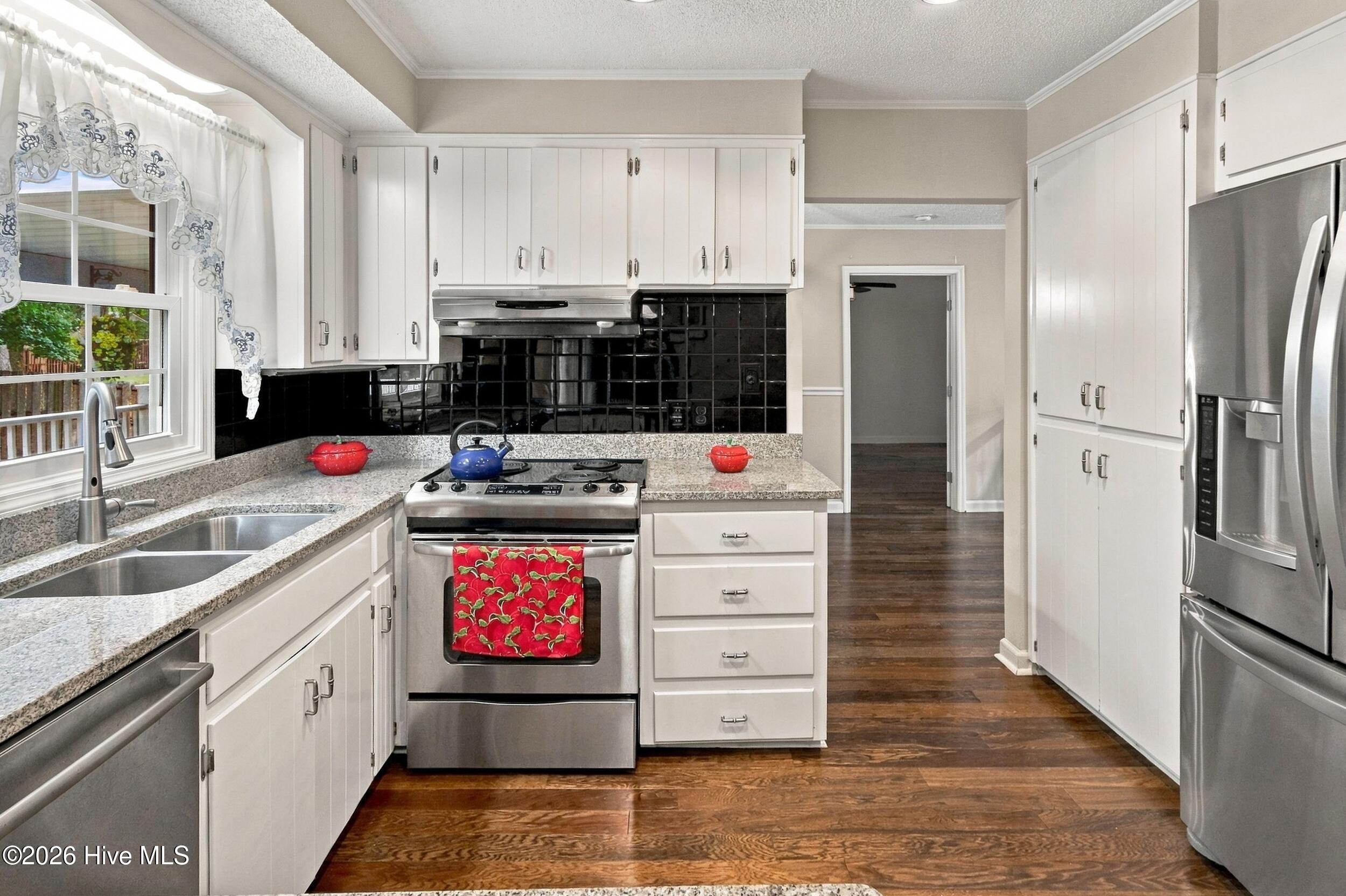5 Laran Road Property Photo 28