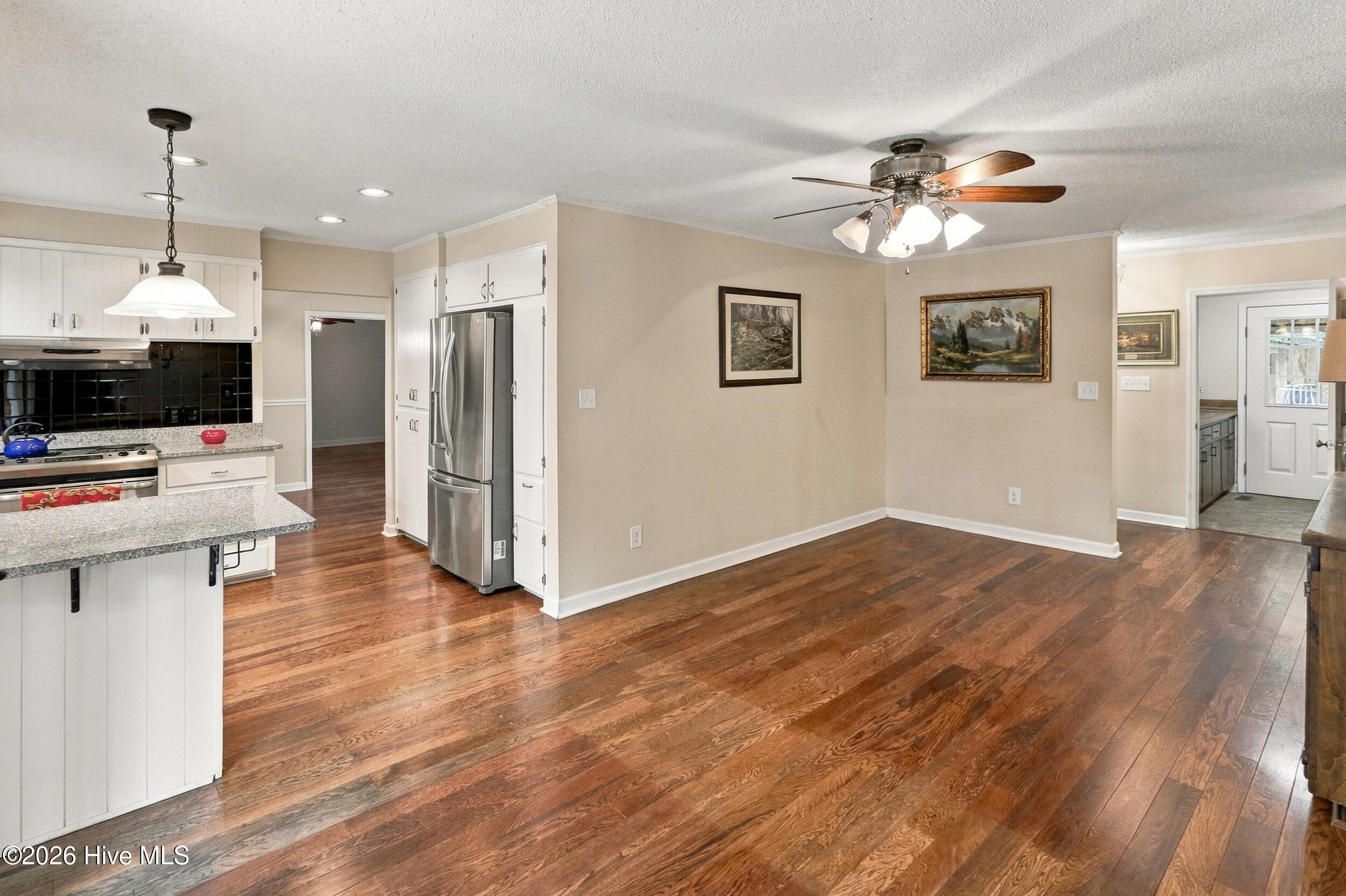 5 Laran Road Property Photo 30