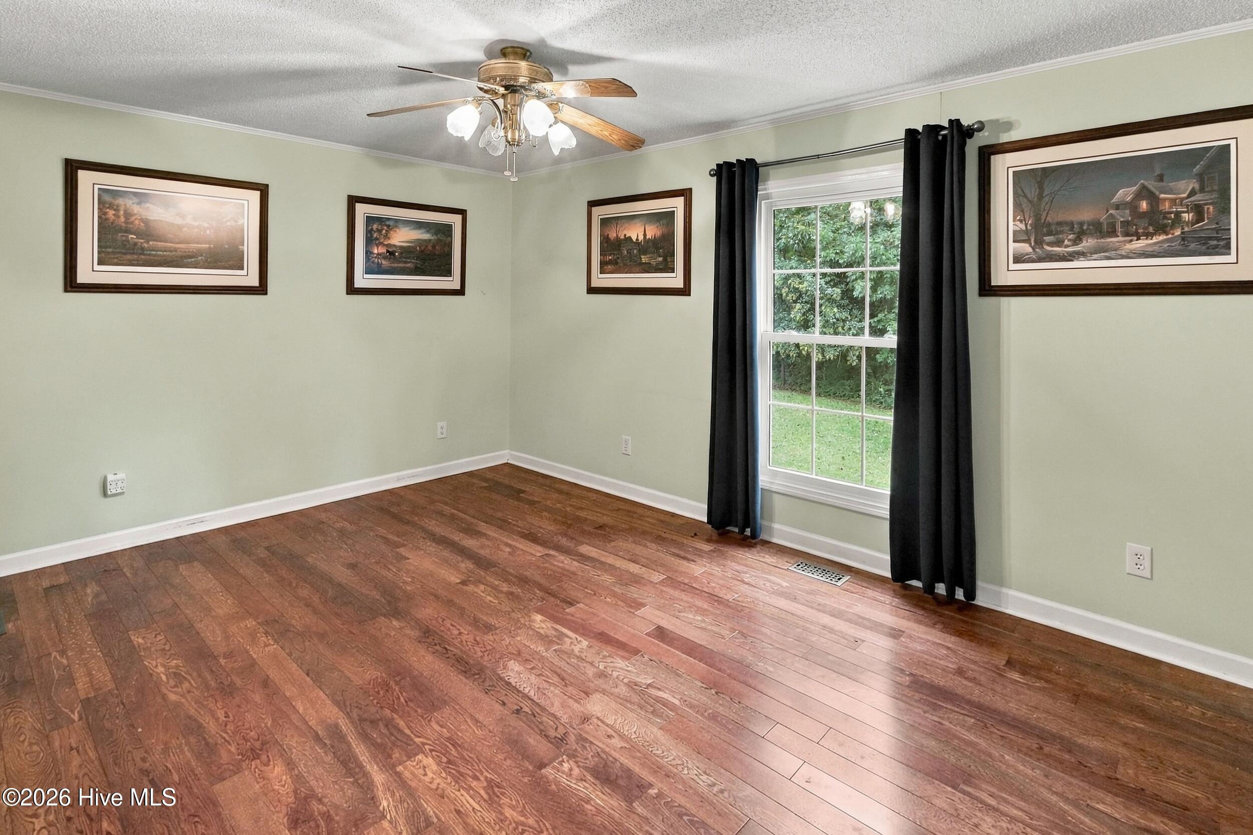 5 Laran Road Property Photo 49
