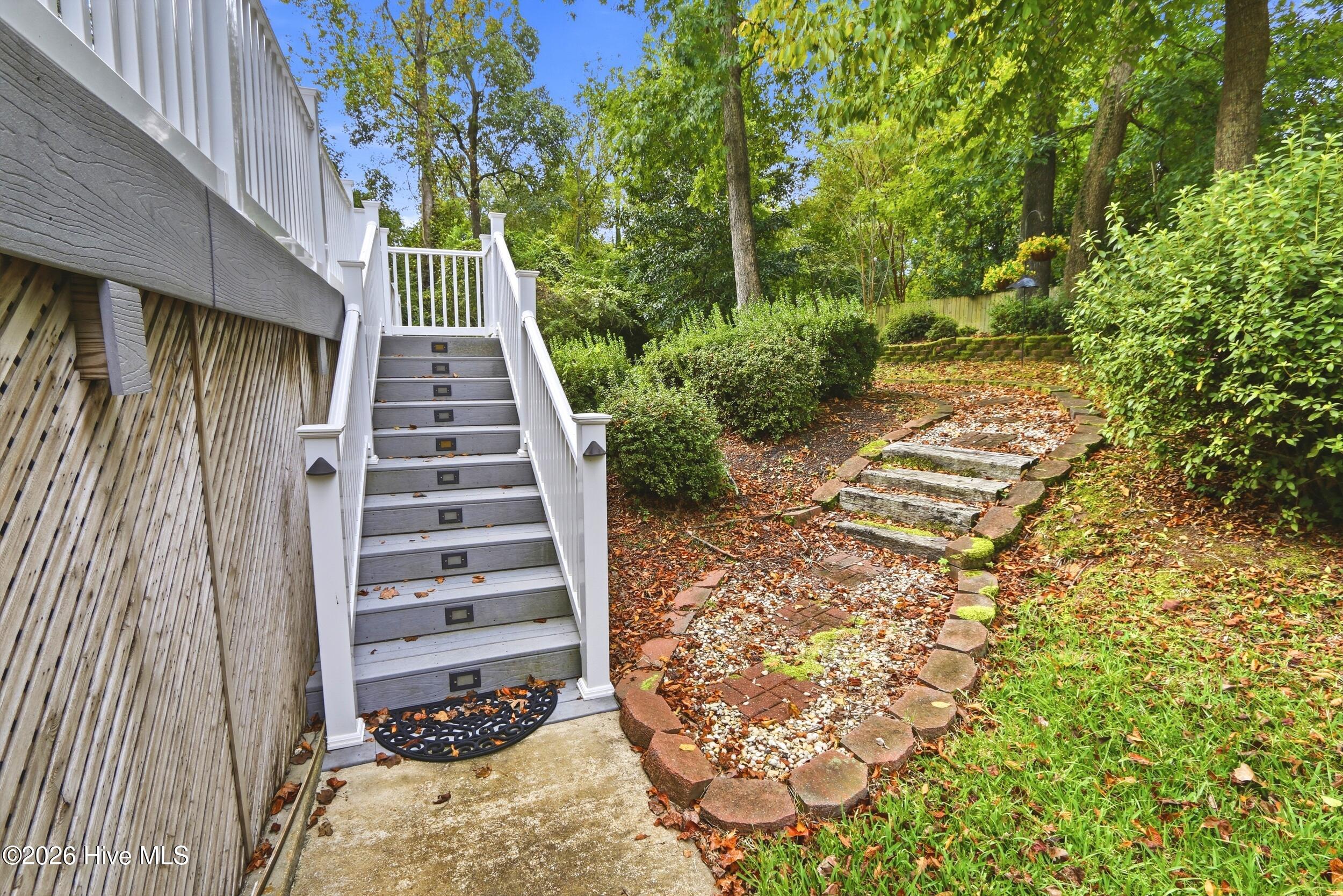 5 Laran Road Property Photo 56