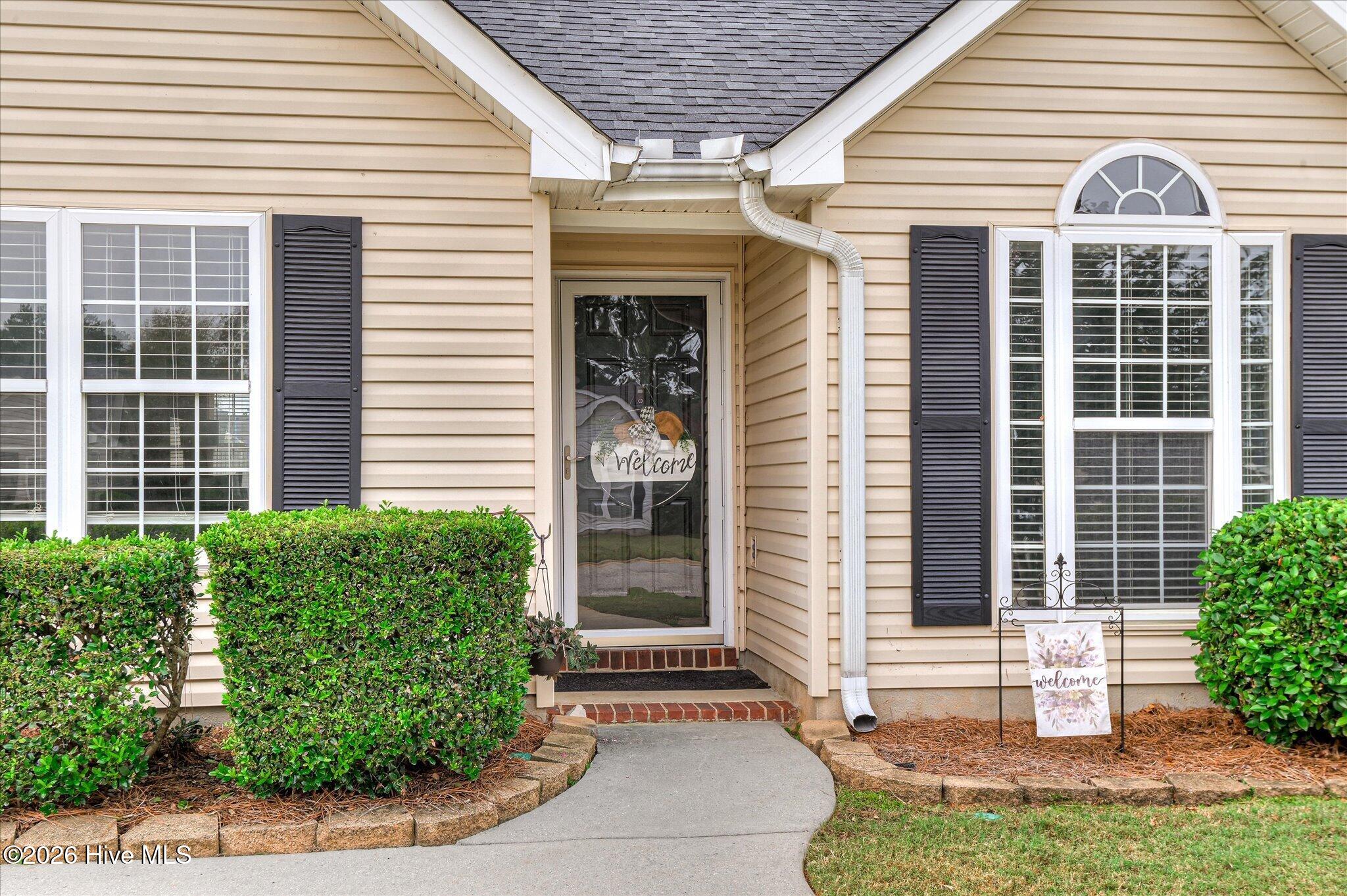 662 Devon Road Property Photo 4