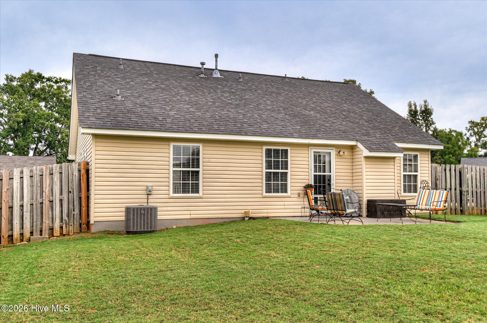 662 Devon Road Property Photo 33