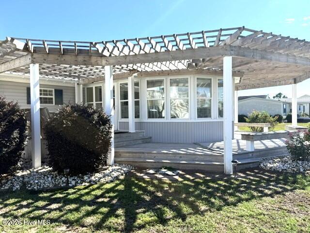 207 Bayshore Drive Property Photo 3