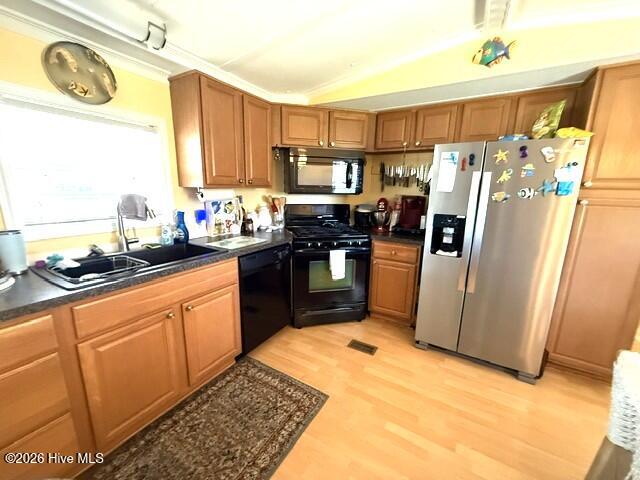 207 Bayshore Drive Property Photo 6