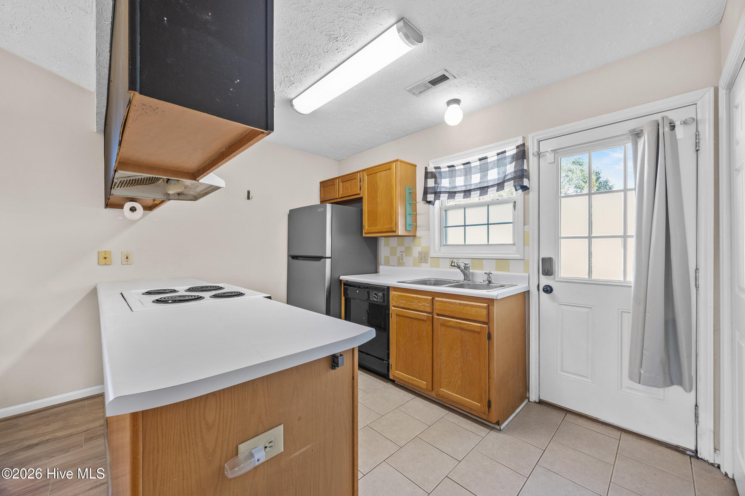 6701 Alamosa Drive Property Photo 12