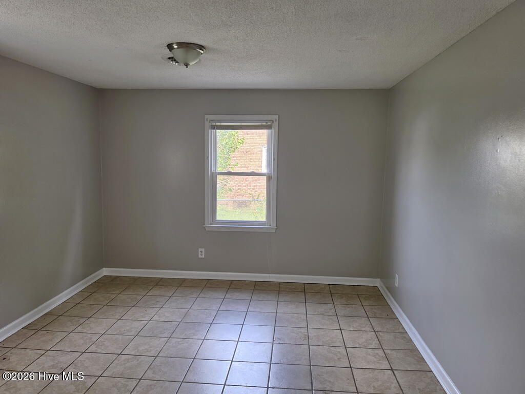 2404 Dale Avenue Property Photo 5