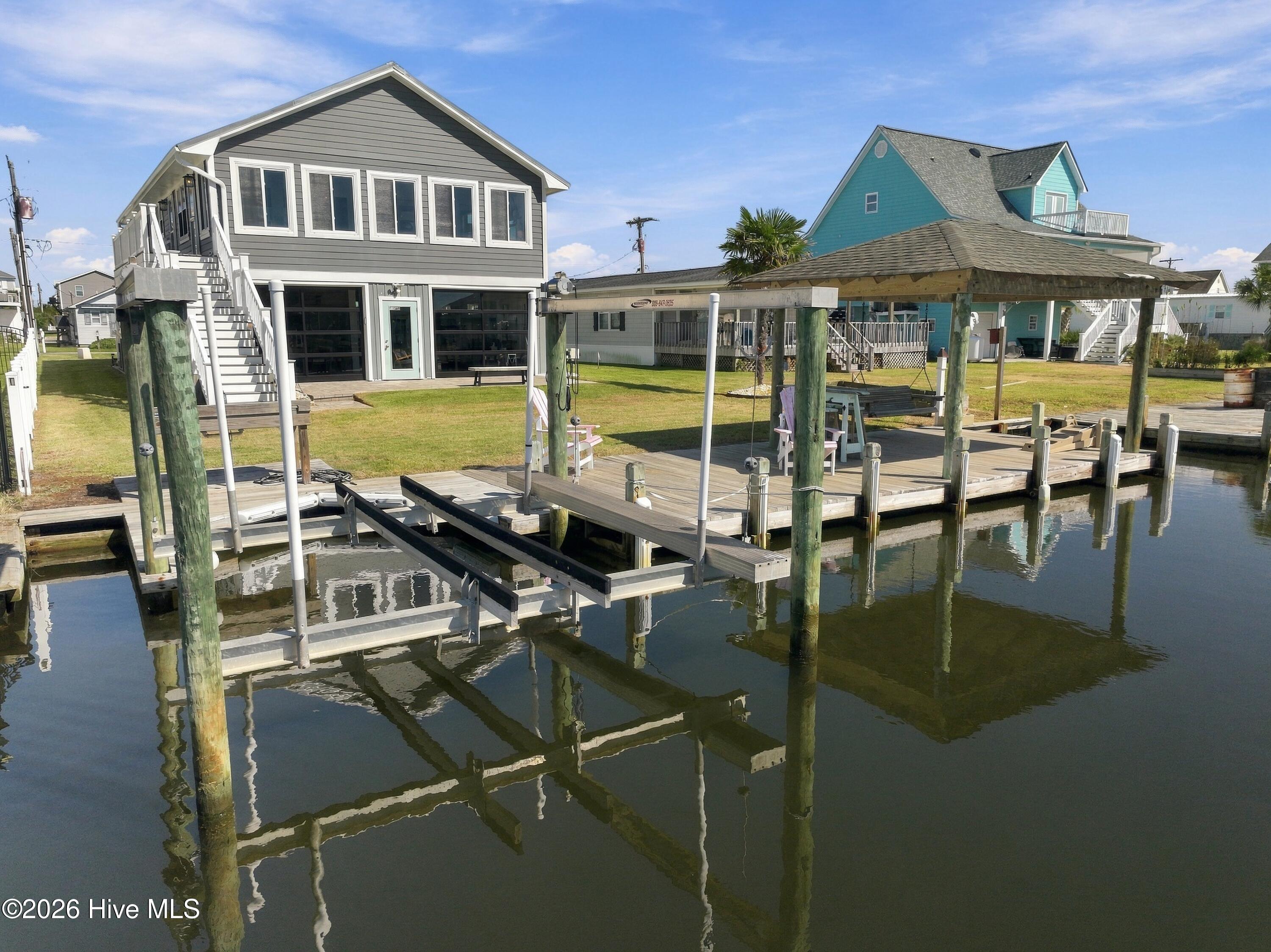 6075 6th Street Property Photo 1