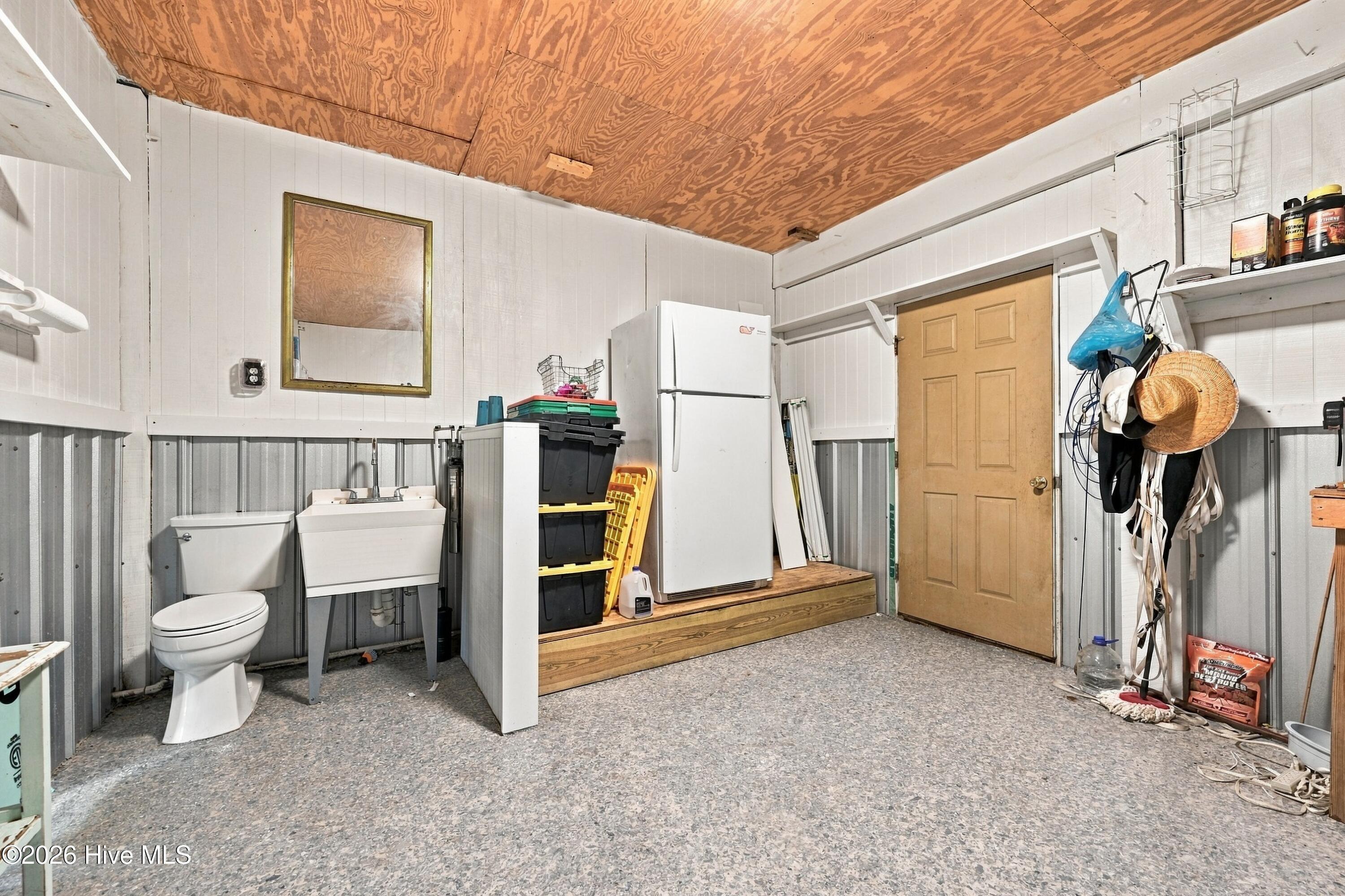 6075 6th Street Property Photo 27