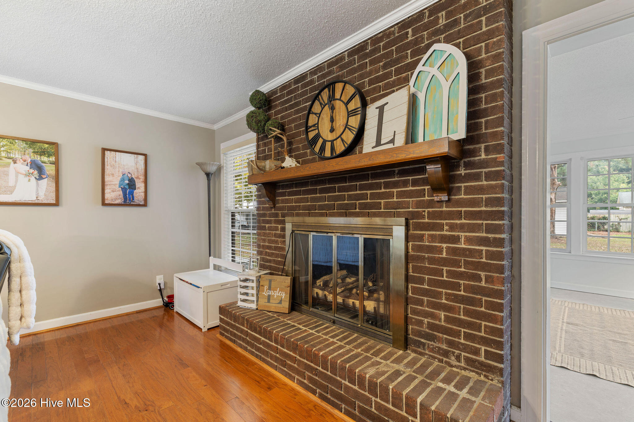 2464 English Squire Drive Property Photo 8