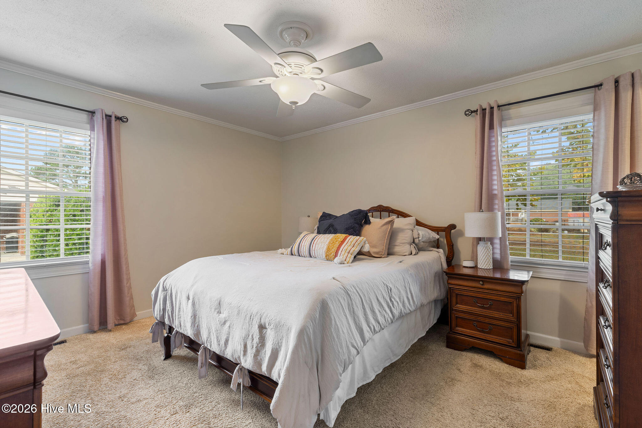2464 English Squire Drive Property Photo 16