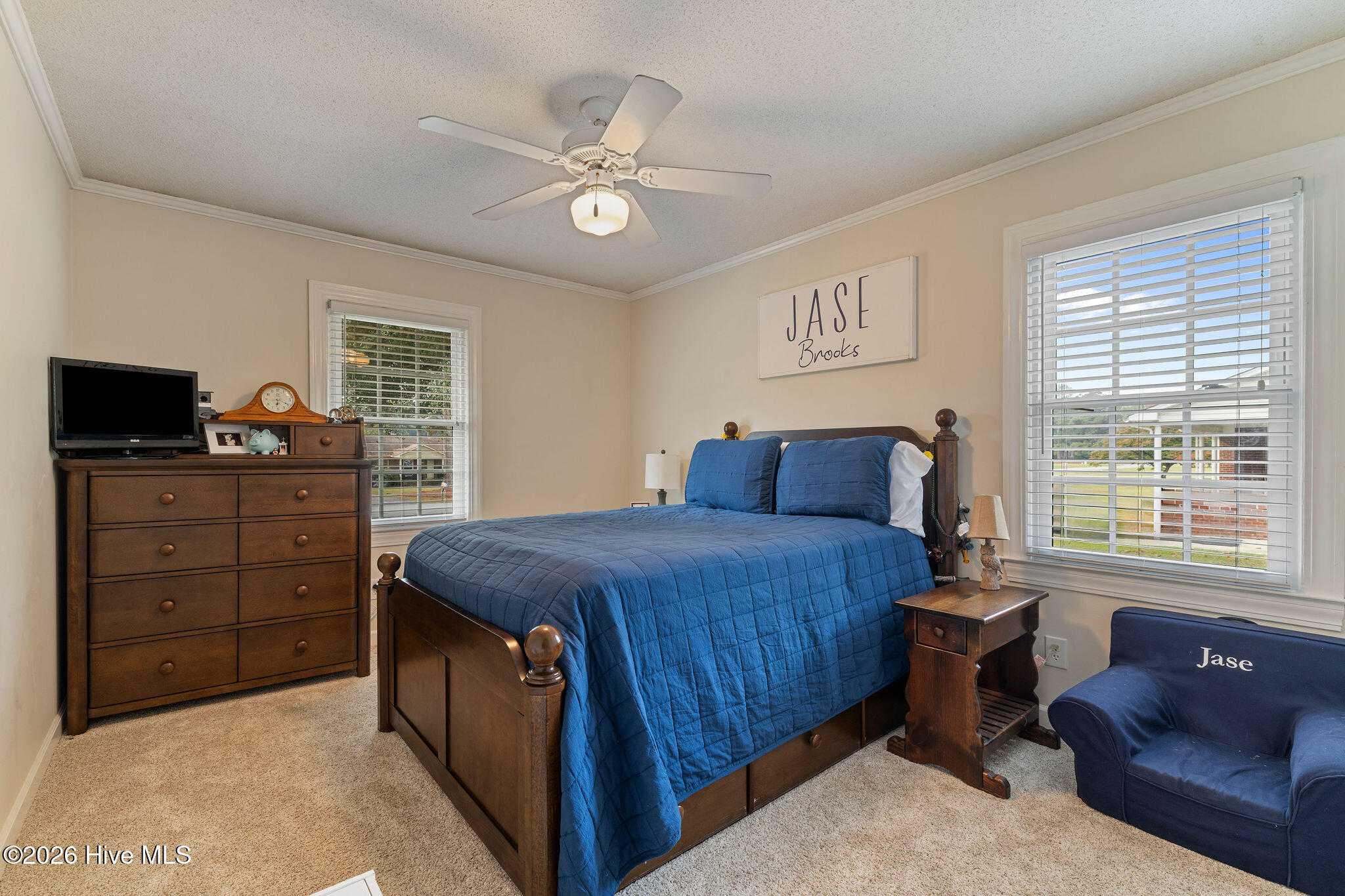 2464 English Squire Drive Property Photo 18
