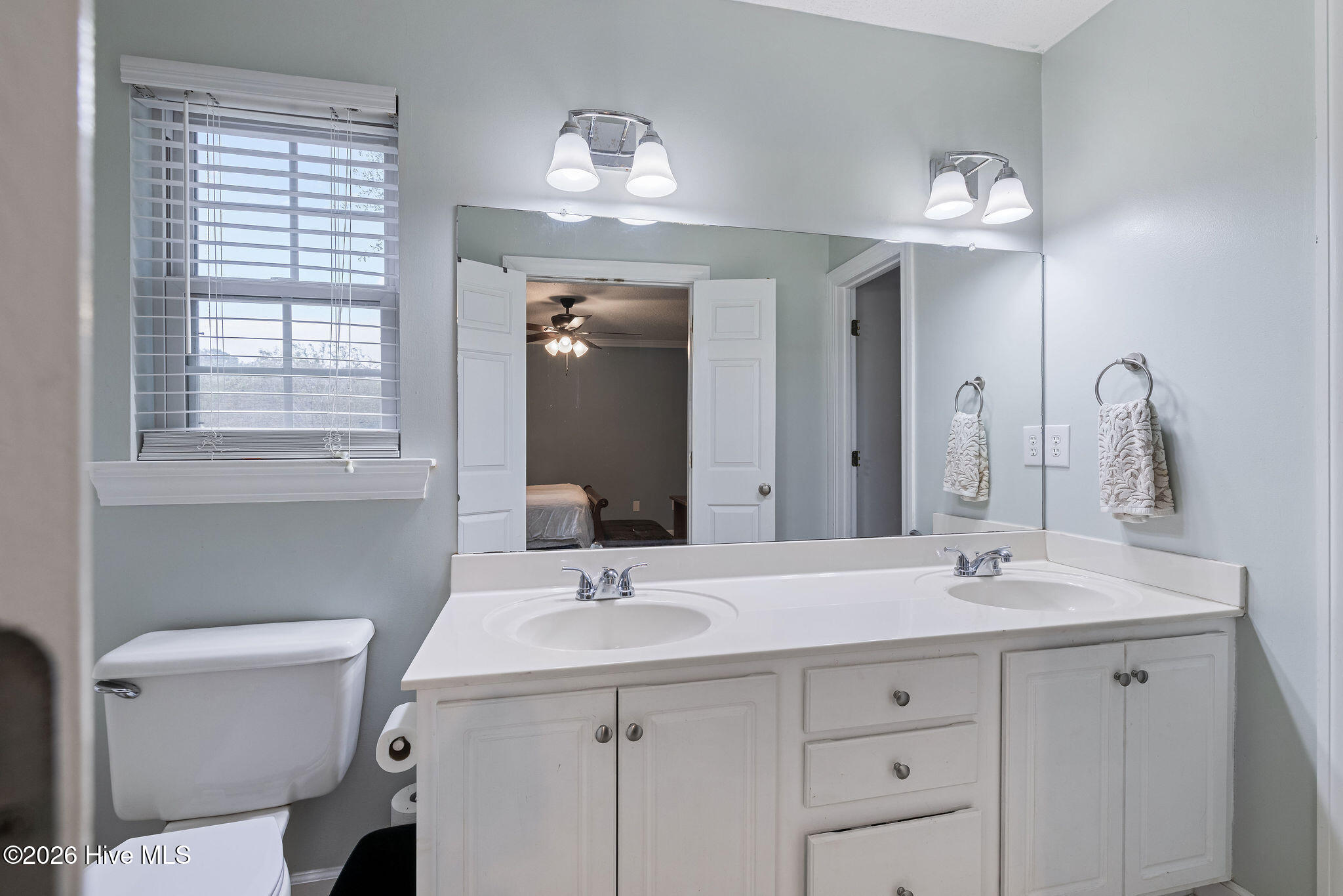 2523 Wesleyan Court Property Photo 12