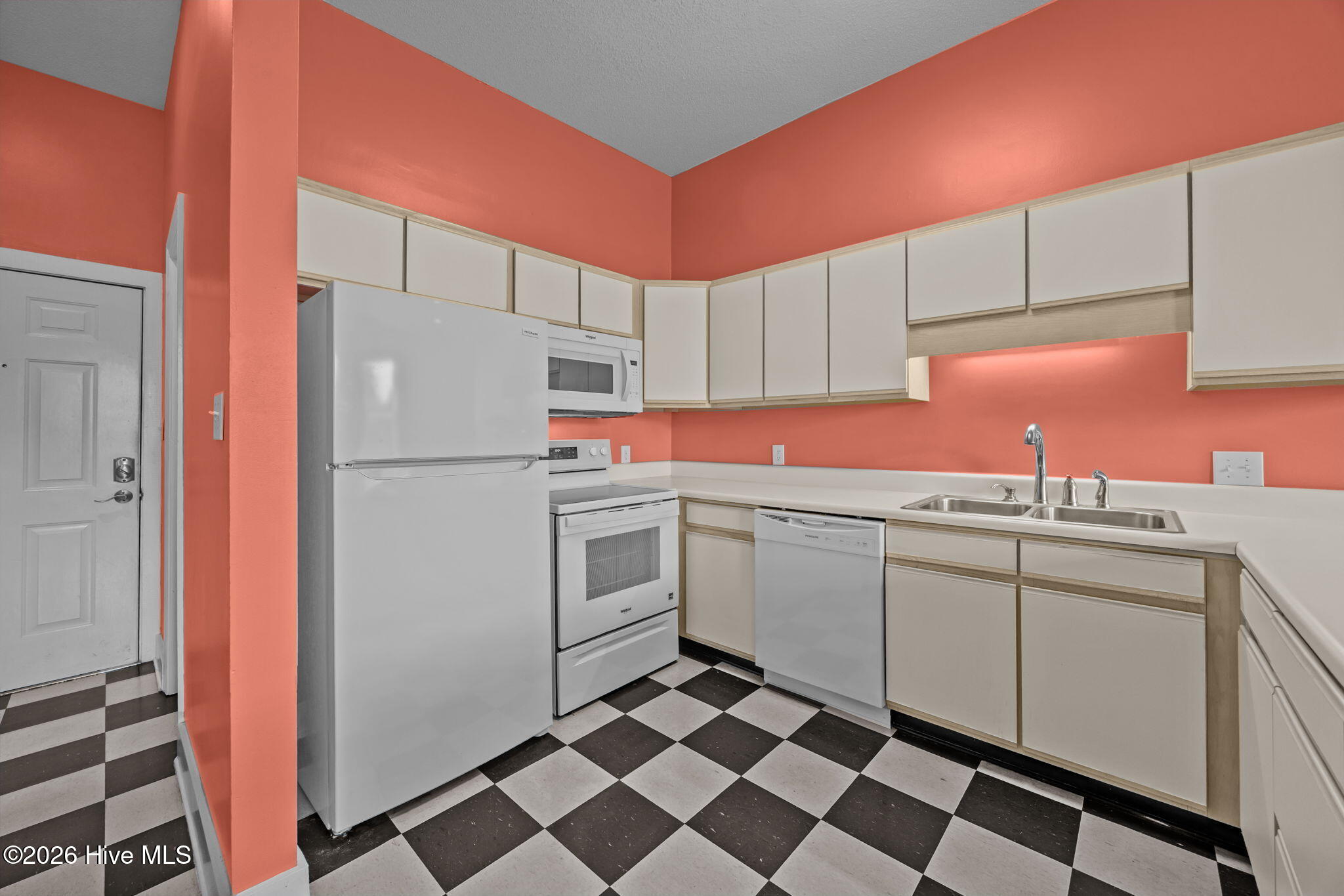 122 S Market Street 3 Property Photo 17