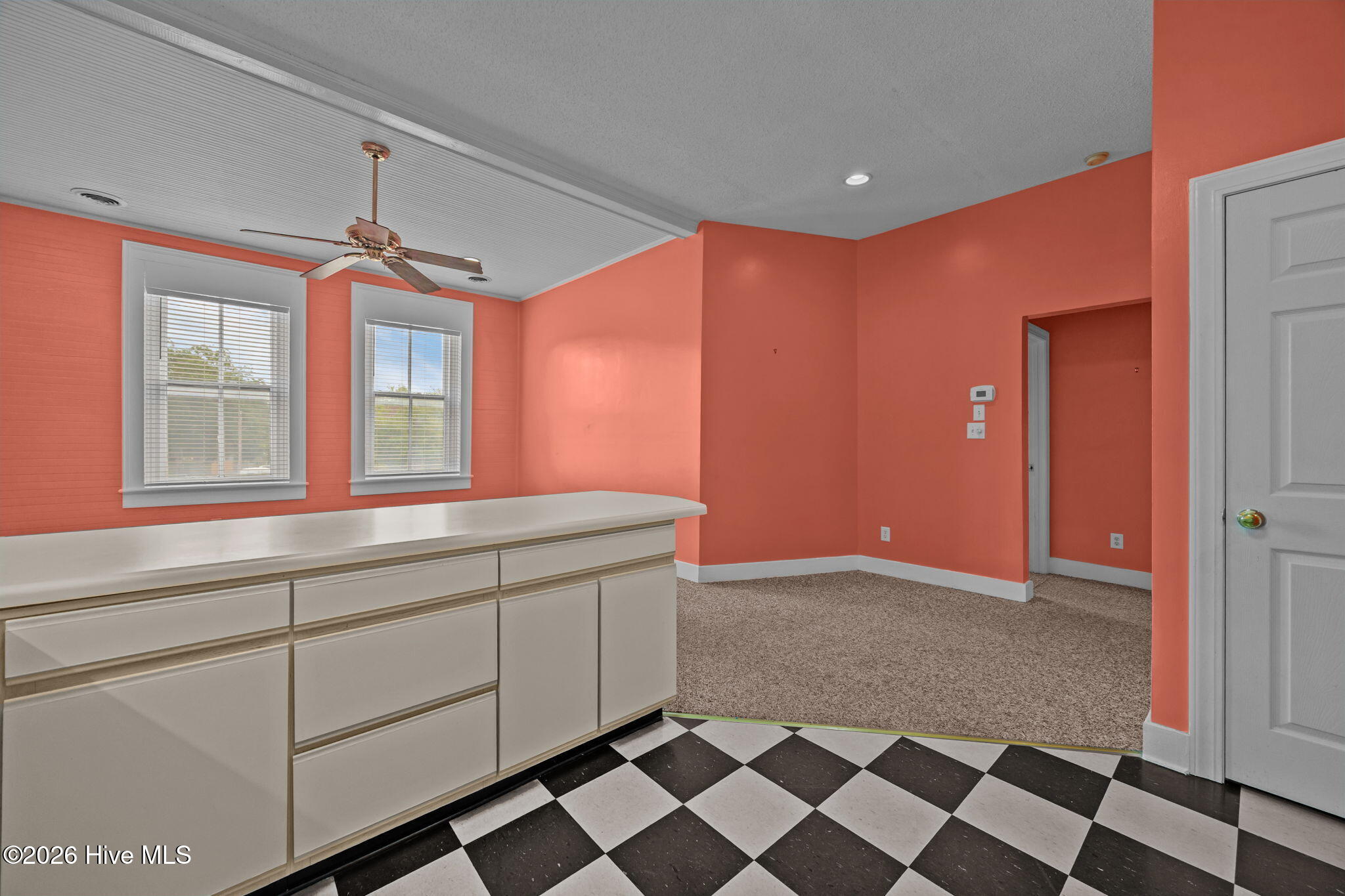 122 S Market Street 3 Property Photo 18