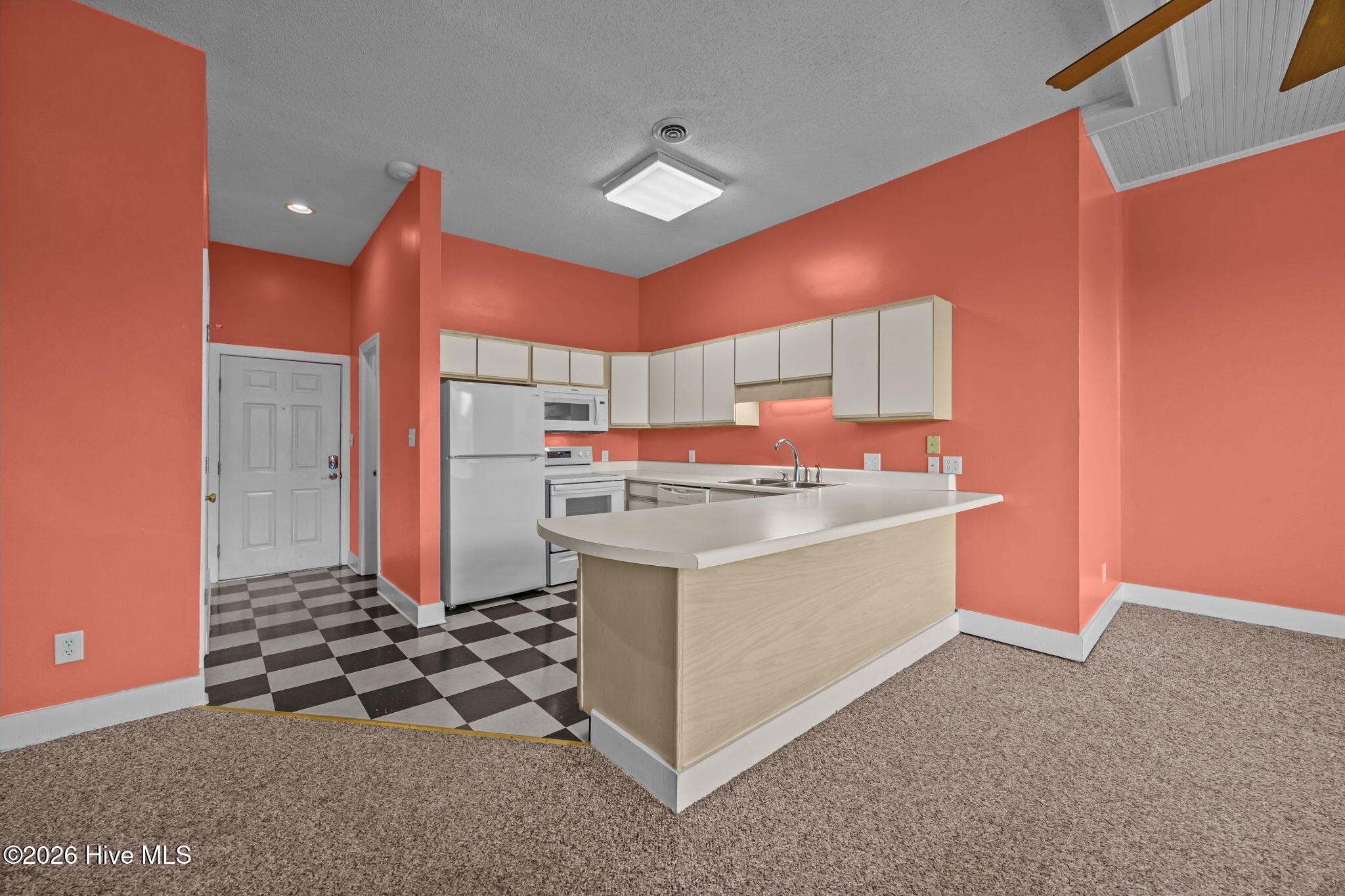 122 S Market Street 3 Property Photo 19