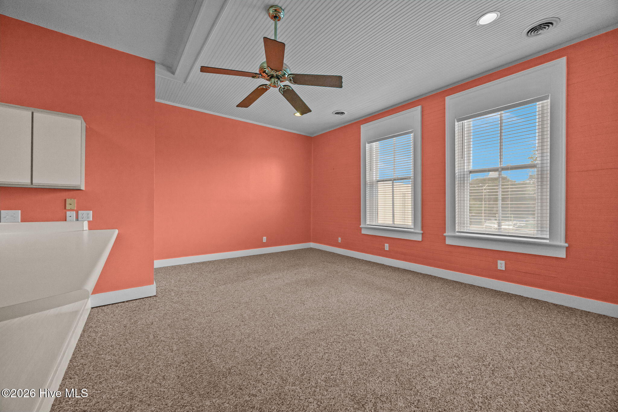 122 S Market Street 3 Property Photo 21