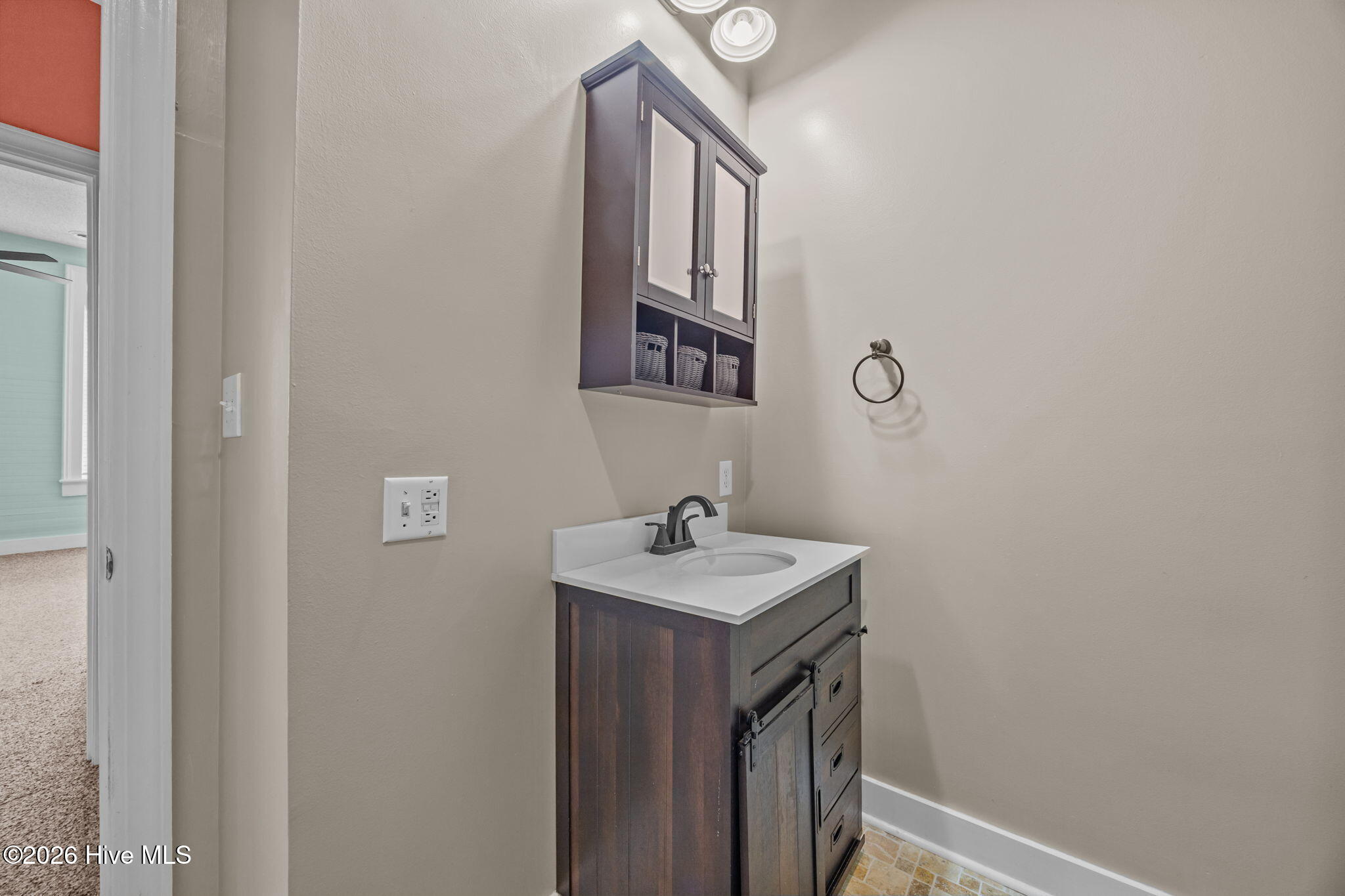 122 S Market Street 3 Property Photo 30