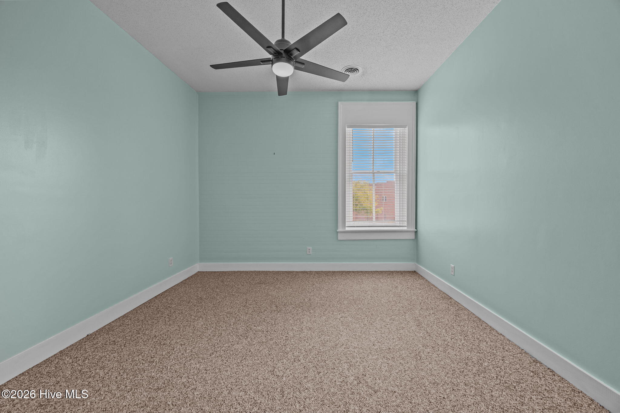 122 S Market Street 3 Property Photo 33