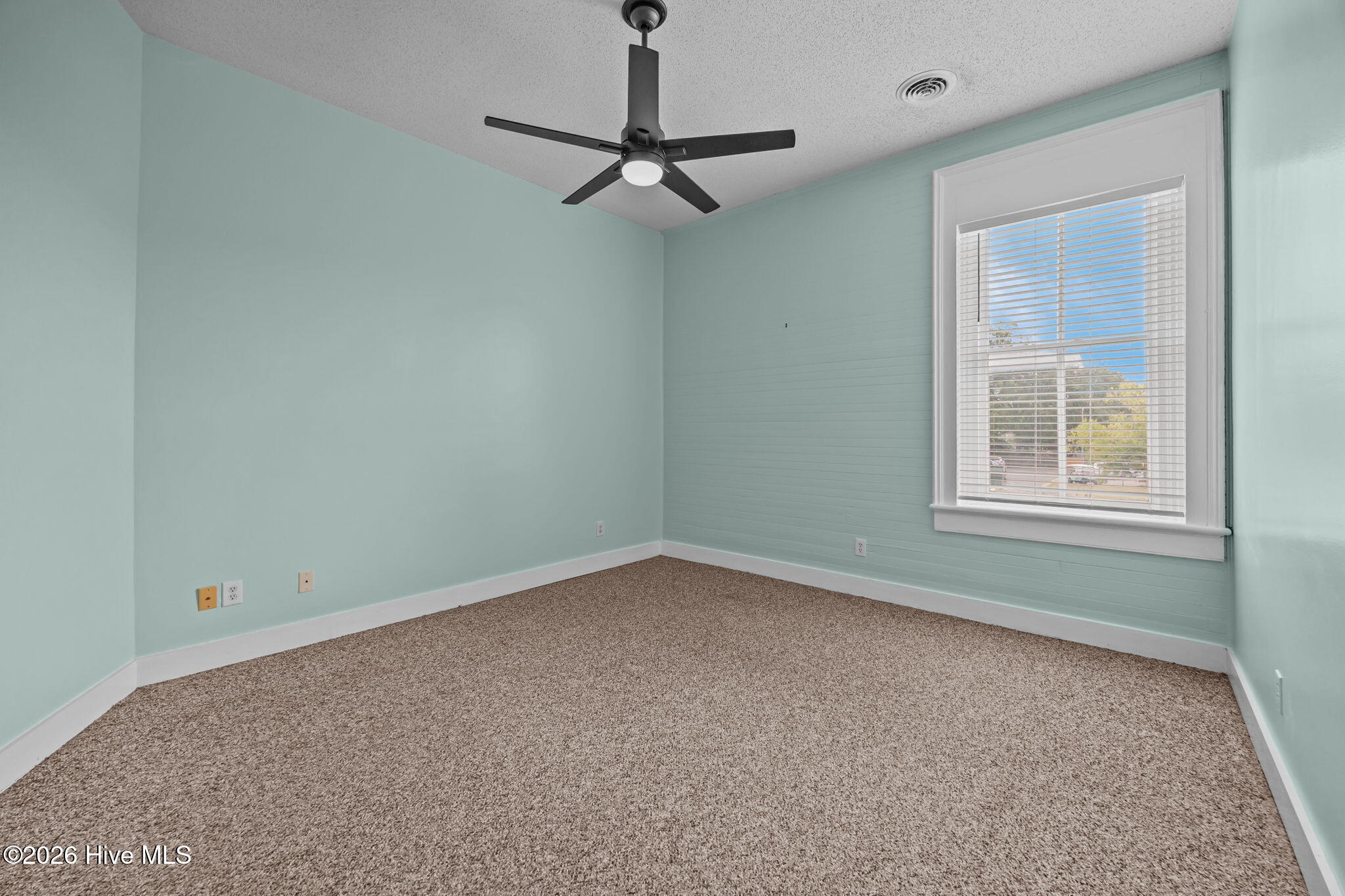 122 S Market Street 3 Property Photo 34
