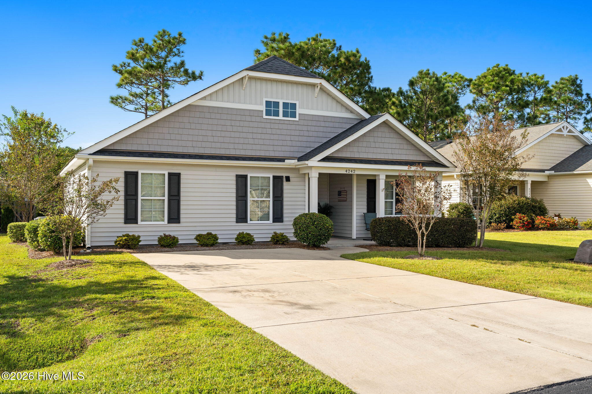4242 Cherry Laurel Drive Se Property Photo 3