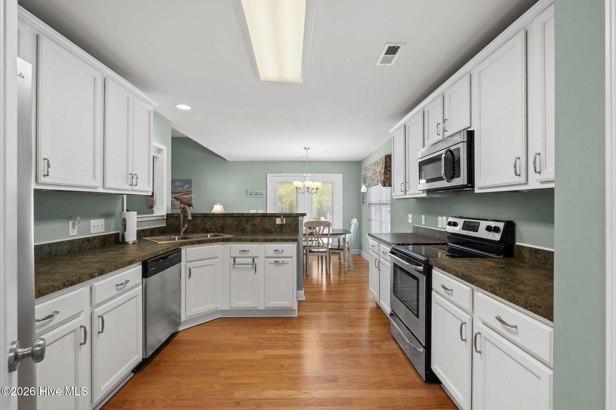 4242 Cherry Laurel Drive Se Property Photo 9