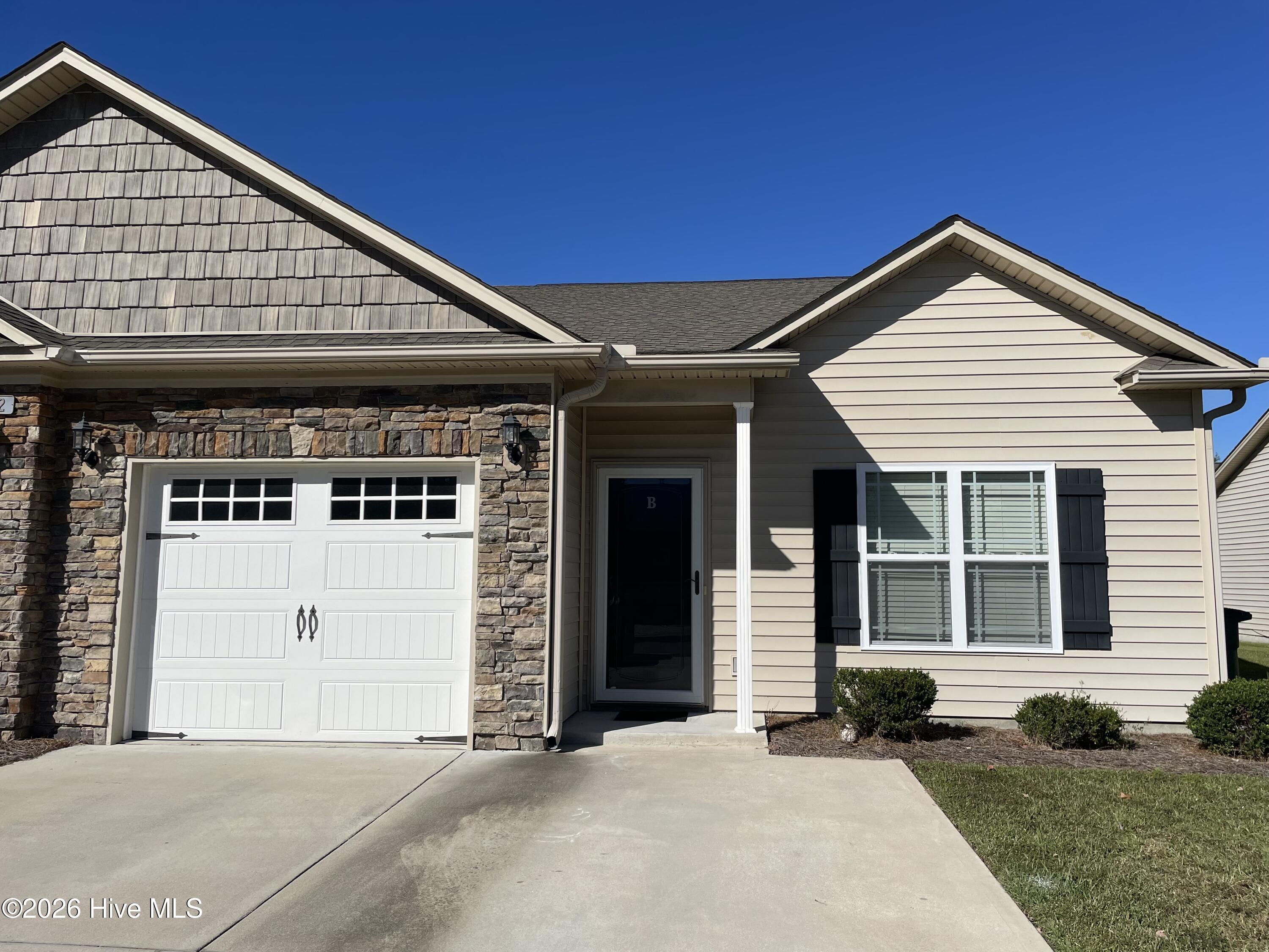2232 Sweet Bay Drive B Property Photo 1