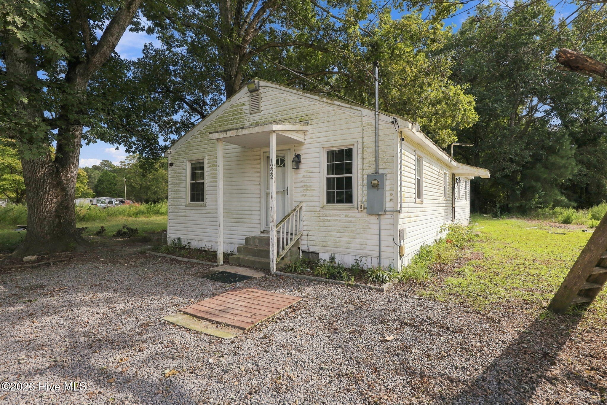 1222 Dickerson Lane Property Photo 3
