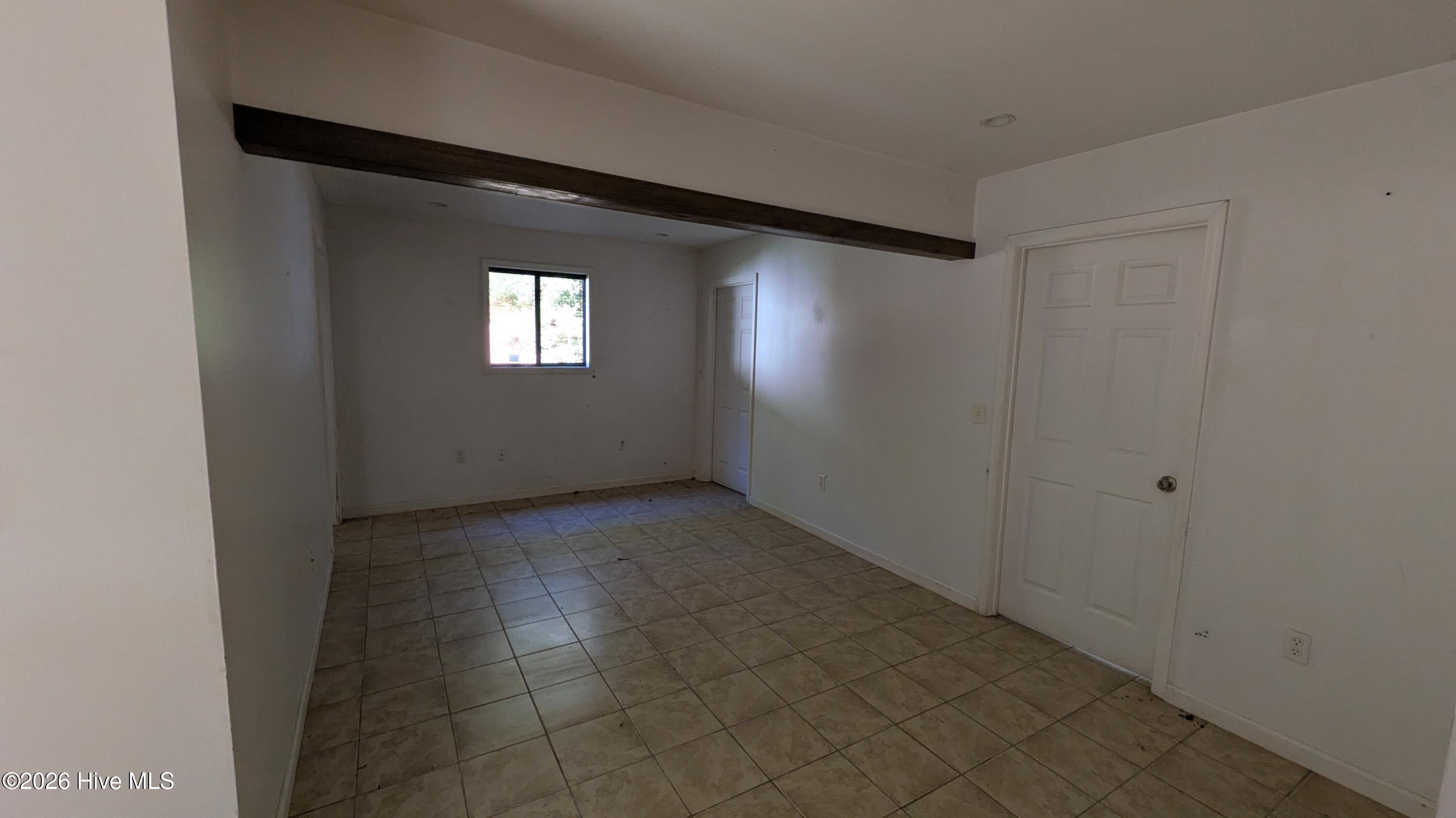 25 Raymond Road Property Photo 11
